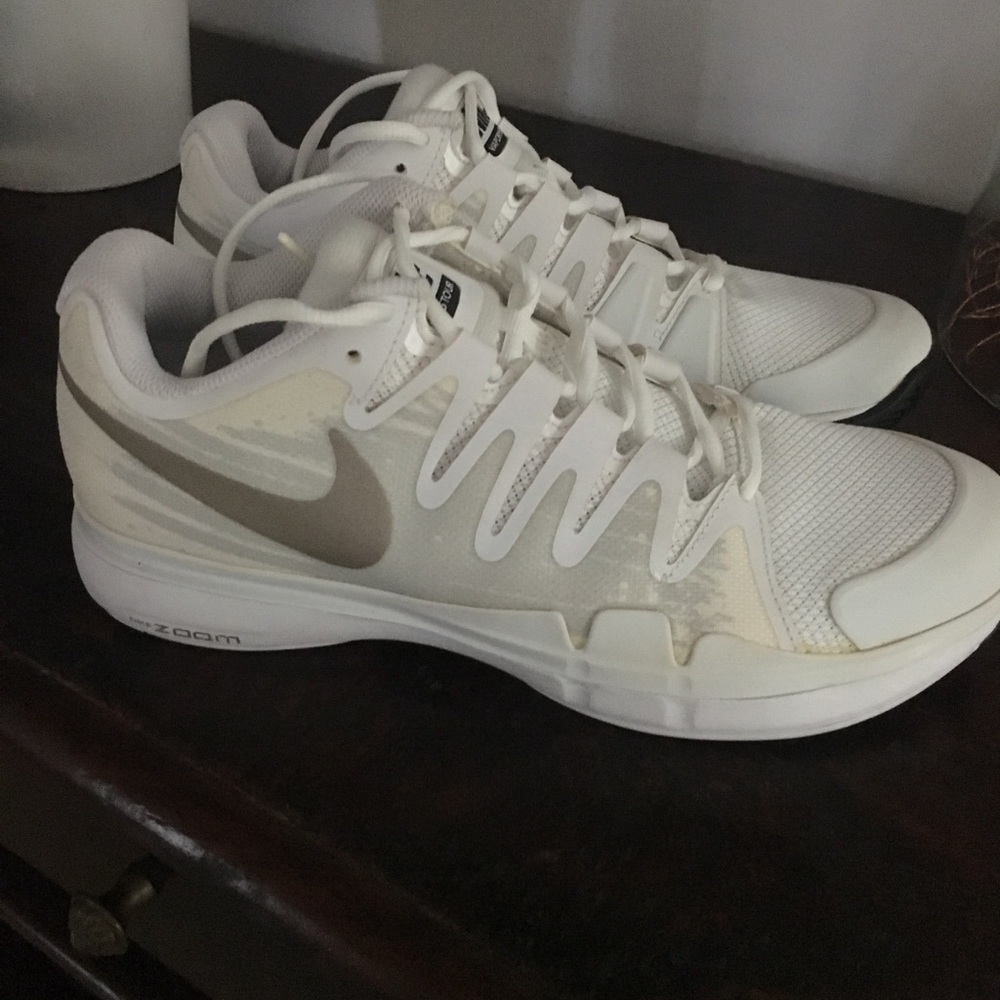 Nike Zoom Vapor Tennis Shoes Size 8